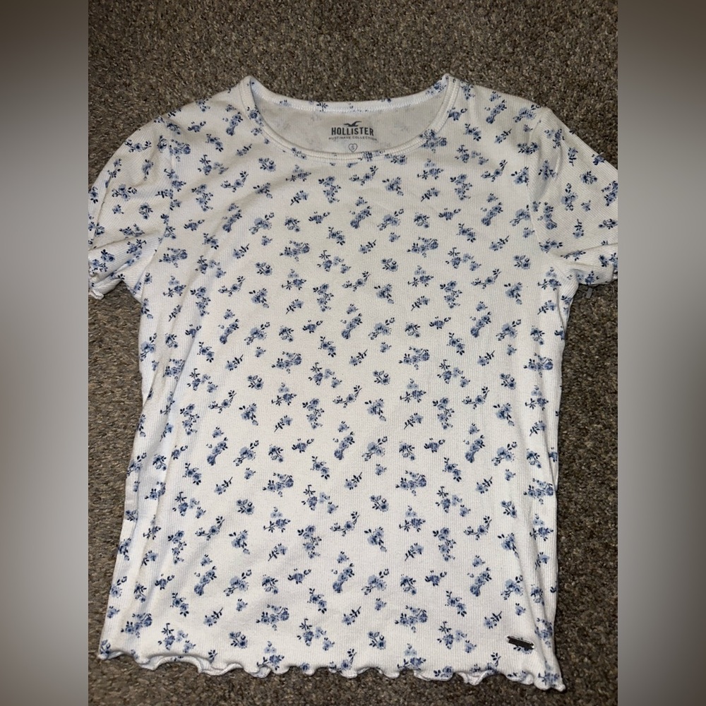 HOLLISTER